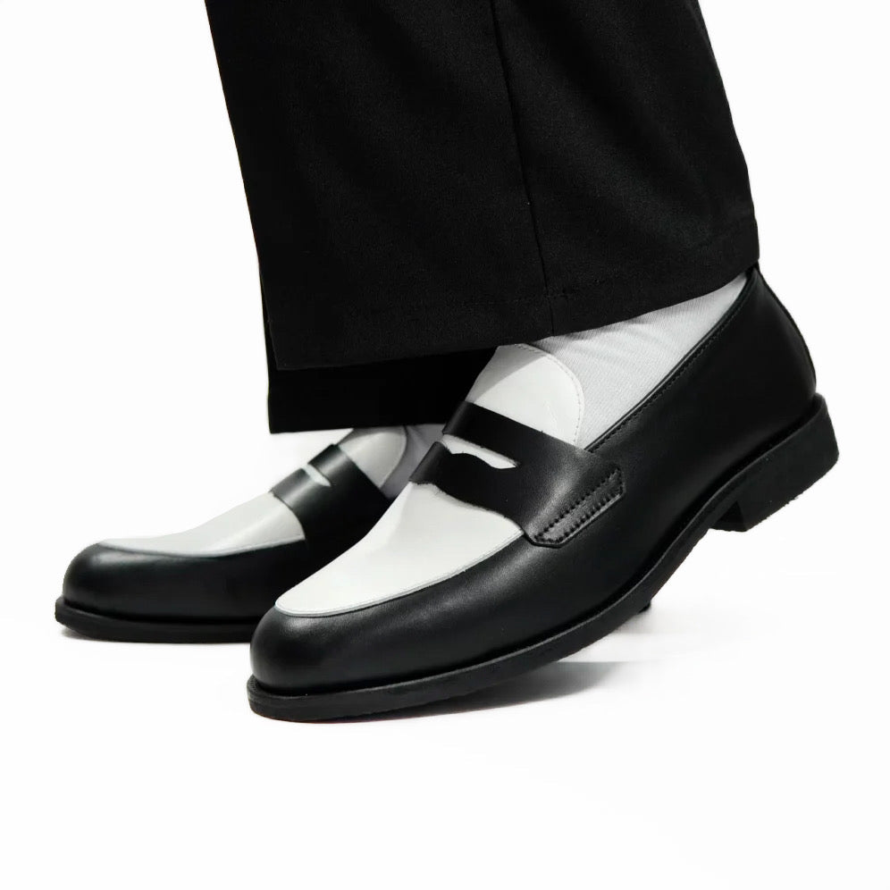 Dára black + white penny loafers
