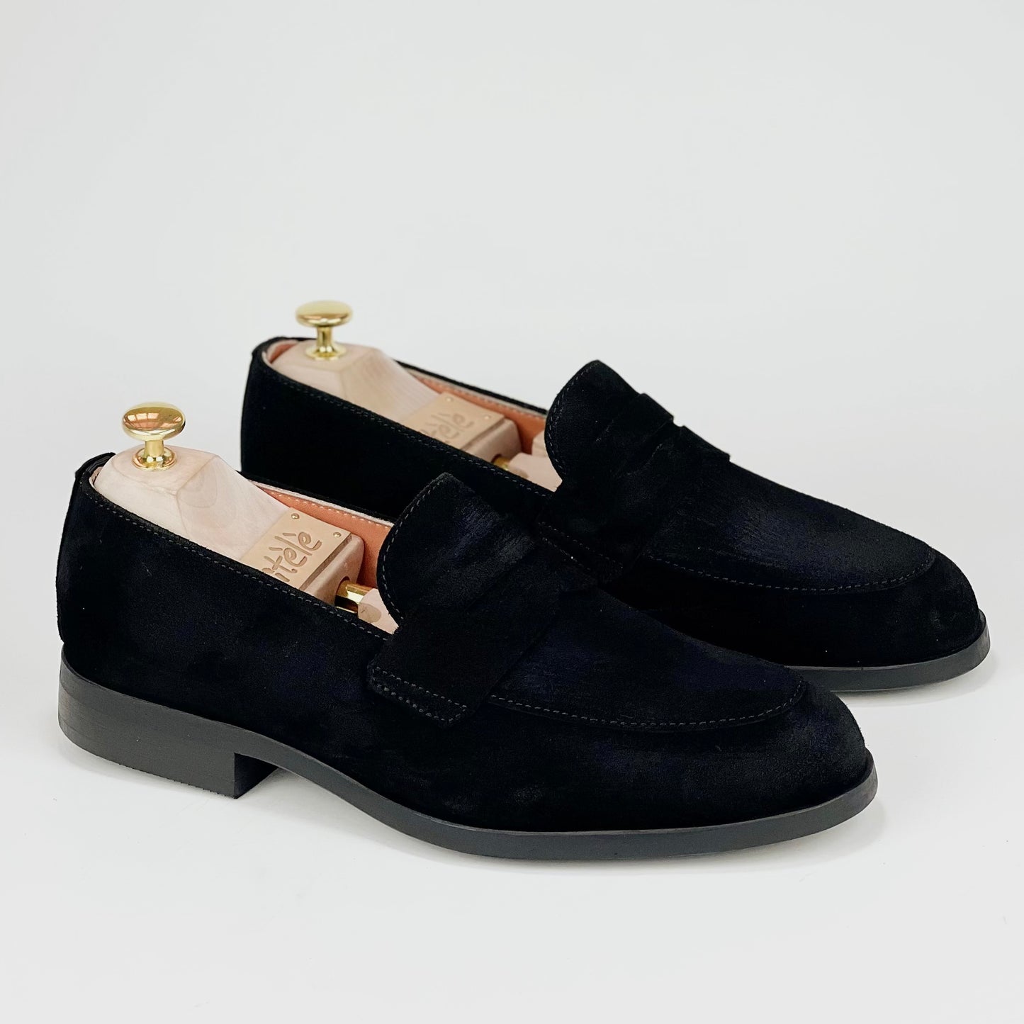 TADÉ black penny loafer