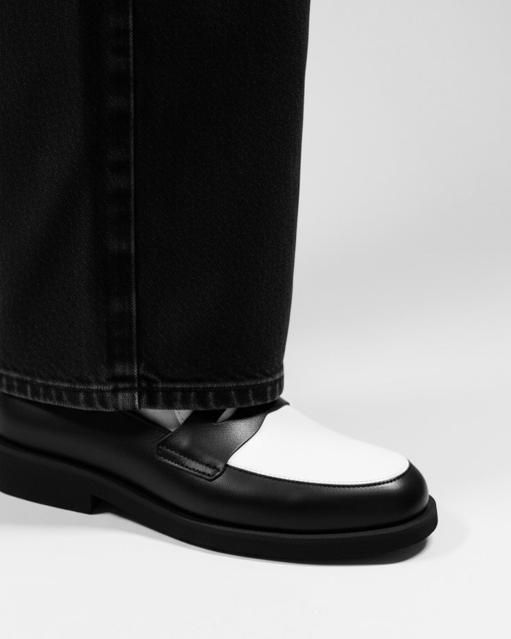 Dára black + white penny loafers