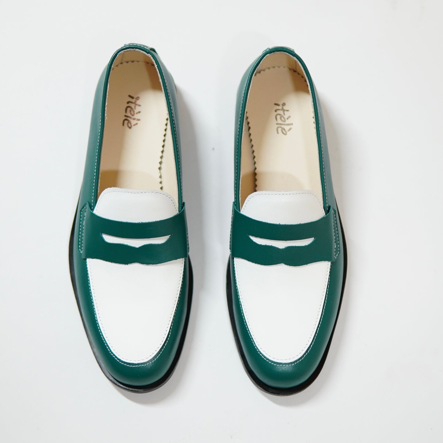 Dára avocado + white penny loafers