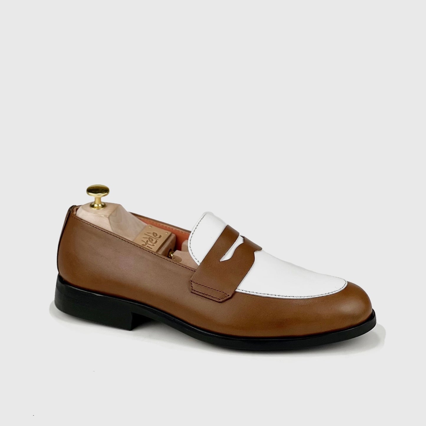 JÀCK brown & white loafer