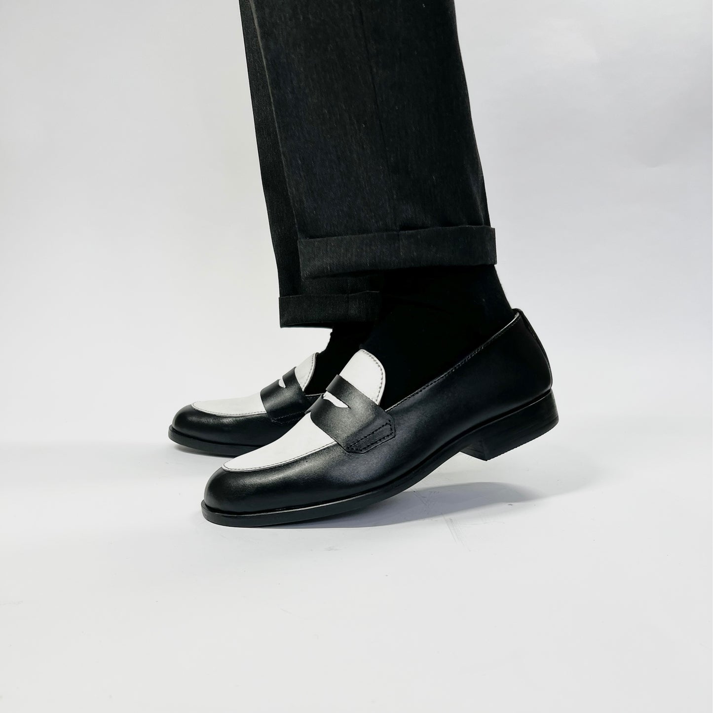 JÀCK black & white loafer